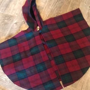 Irish ☘️ O’Neil of Dublin Plaid Cape with Hoodie